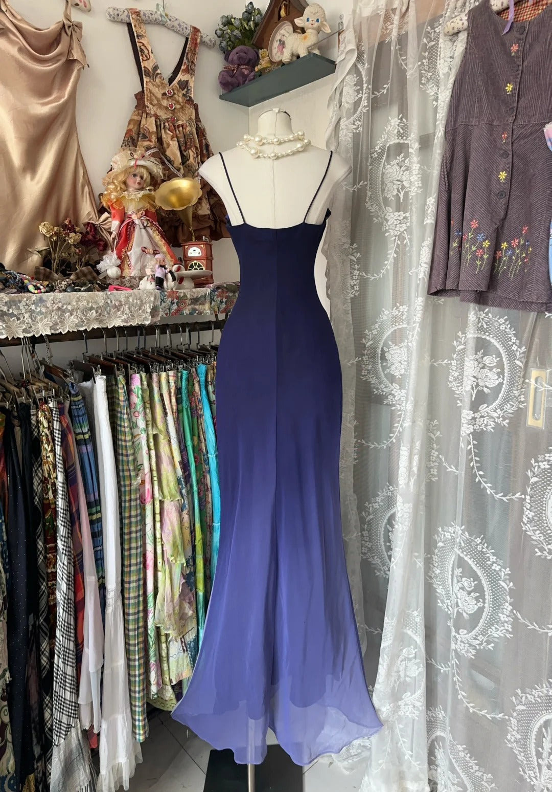 Robe de soirée longue style sirène en mousseline de soie à bretelles spaghetti et effet ombré fg7399