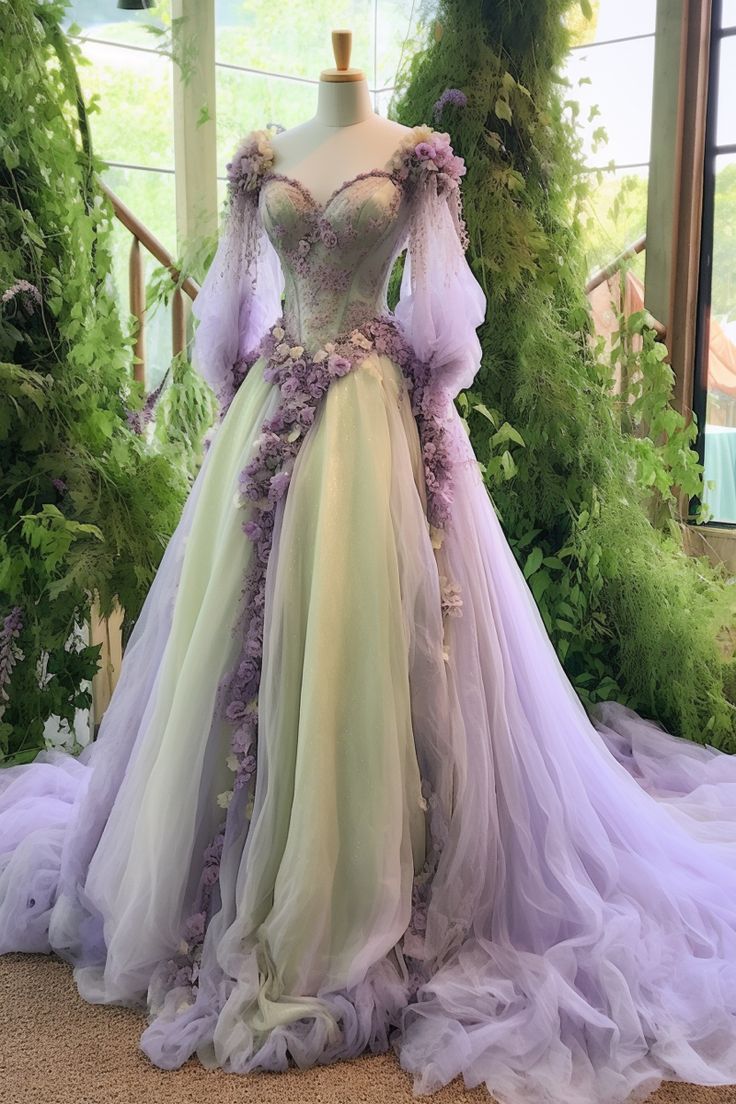 Robe de mariée princesse coupe trapèze à fleurs, en dentelle et tulle, décolleté en cœur, fg7196
