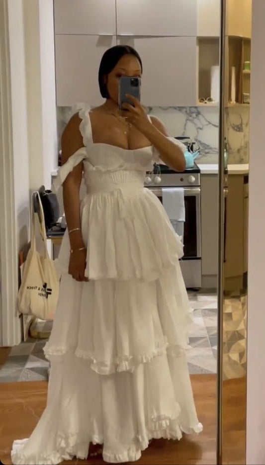 Robe de bal blanche sexy en mousseline de soie, longueur au sol, bretelles trapèze et volants, fg7016