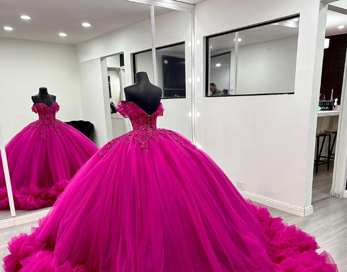 Princess Quinceanera Dresses Tiered Ruffles Appliques Sweet 16 Ball Gowns fg6307