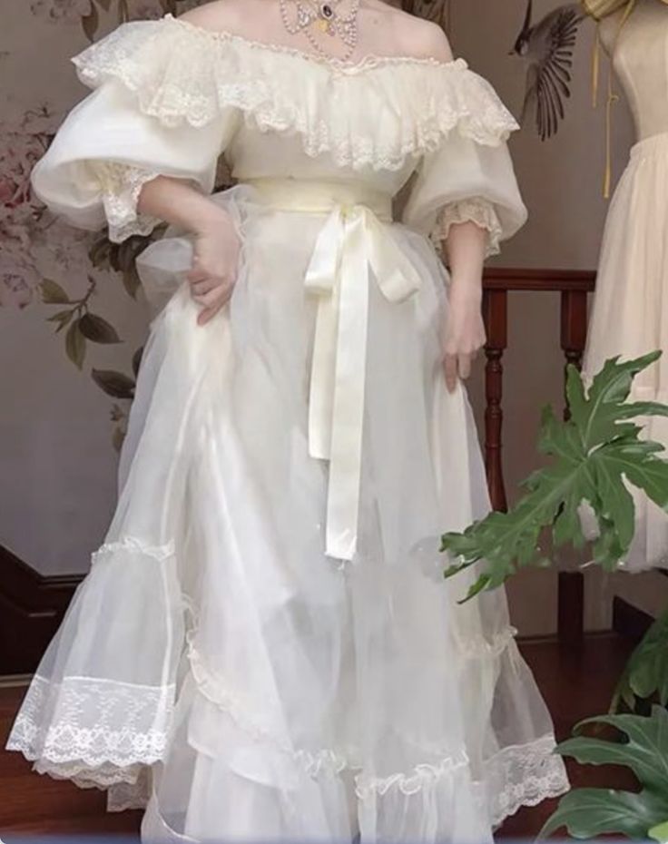 Vintage Victorian Style White Princess Dress Retro Lace Puff Sleeve Romantic Dress fg7265