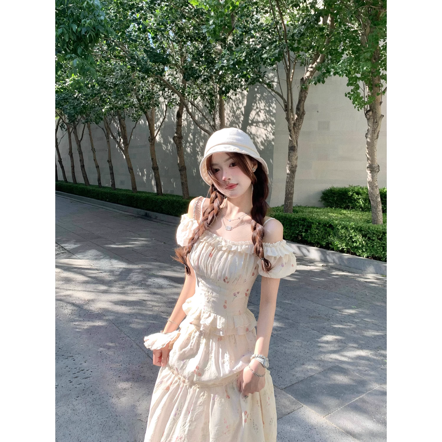 French-style off-the-shoulder floral print mini top and long skirt A102