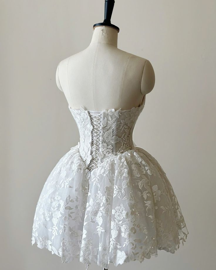 Robe de mariée courte blanche coupe trapèze, robe de soirée courte, fg7686