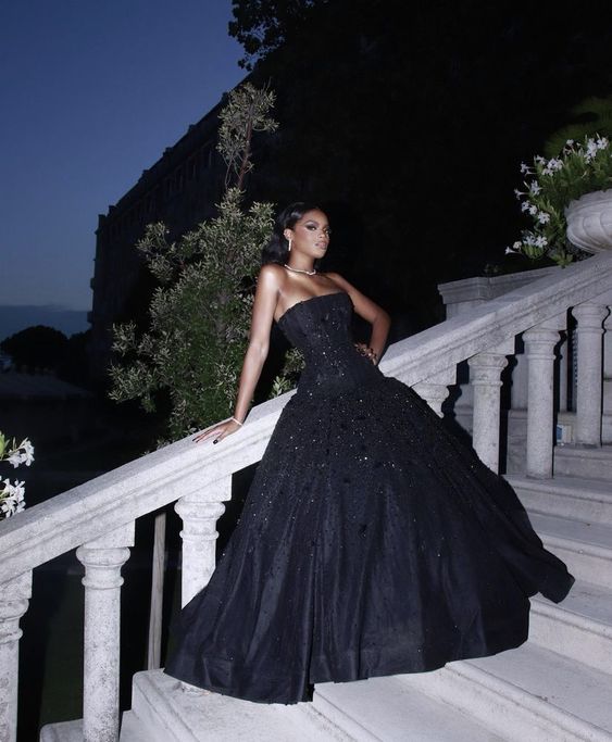 A-Linie Schwarzes Langes Ballkleid, Trägerloses Abendkleid fg5503