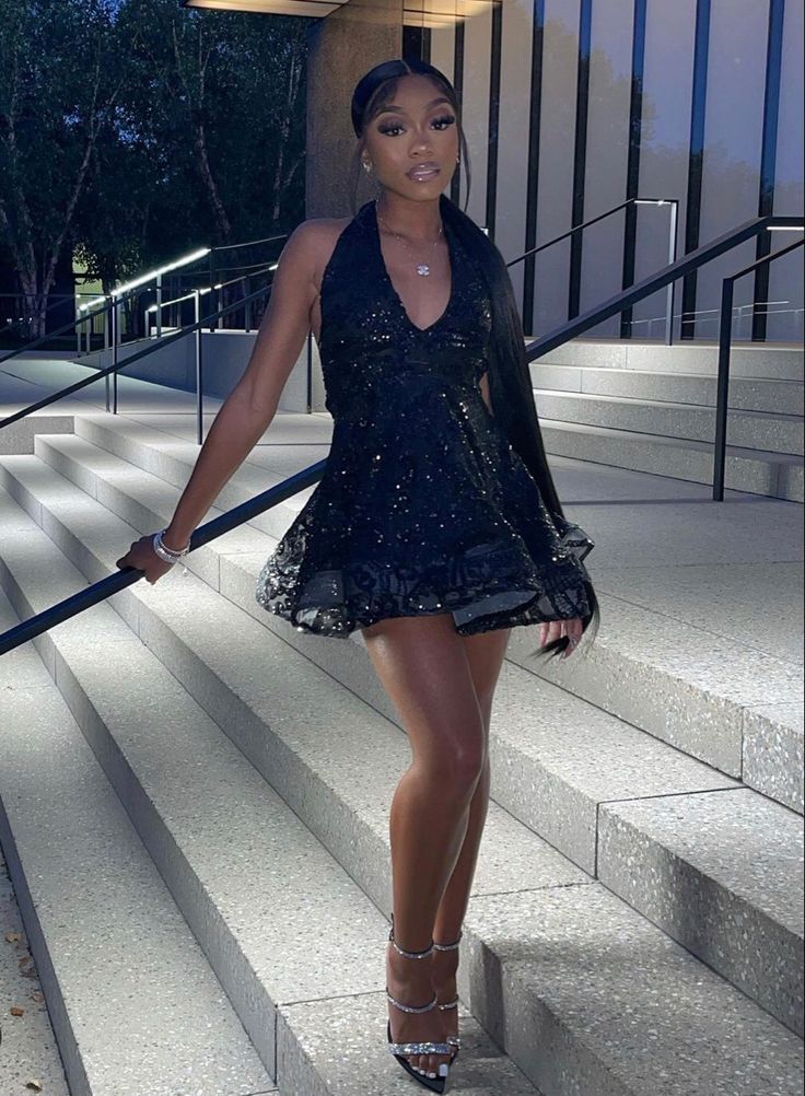 Robe de soirée courte noire irrégulière, tenue d'anniversaire, robe de cocktail, fg8064