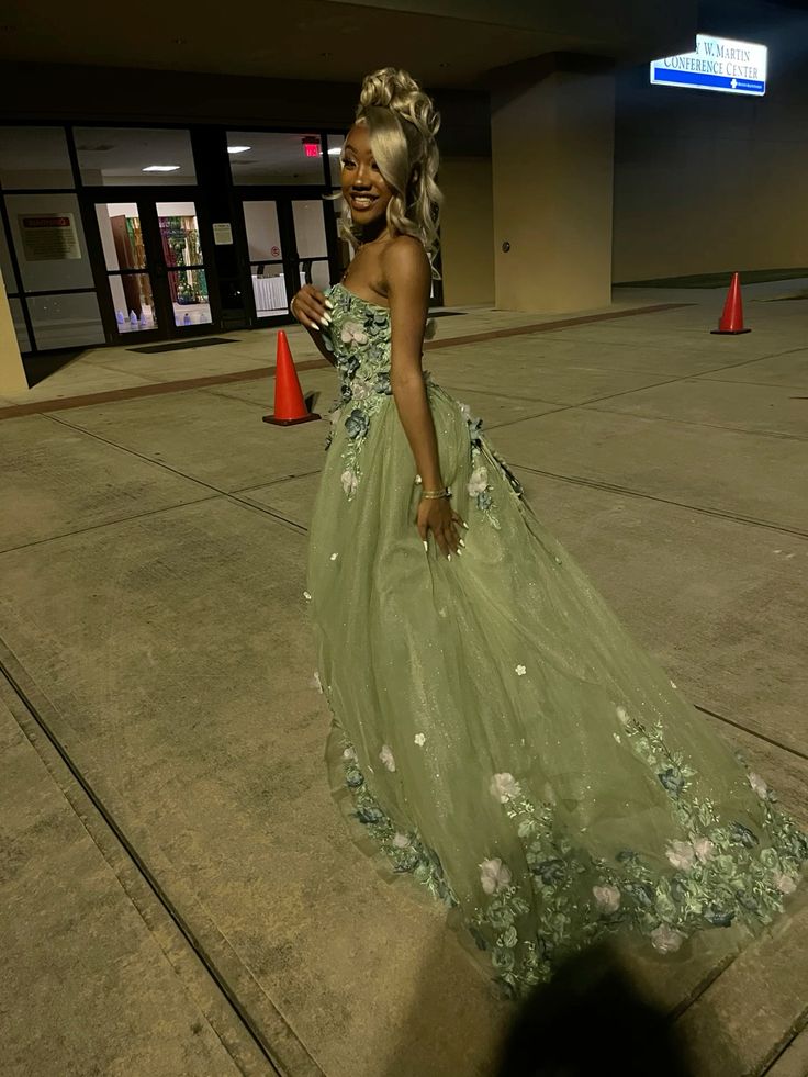 Green Strapless Long Prom Dress with Appliques fg5387 formalgowns Green Strapless Long Prom Dress with Appliques fg5387 formalgowns