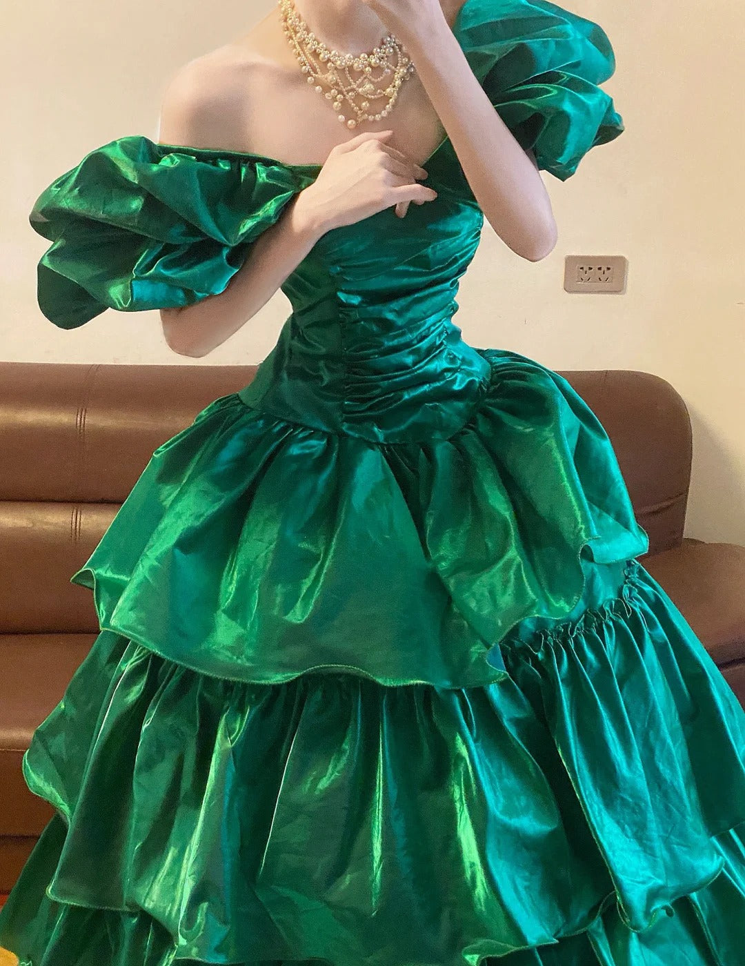 Emerald Green Off Shoulder Long Prom Dresses Vintage Formal Evening Dress fg7590
