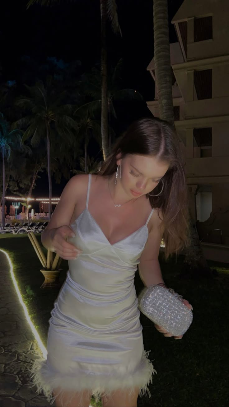 Robe de soirée courte noire irrégulière, tenue d'anniversaire, robe de cocktail, fg8064