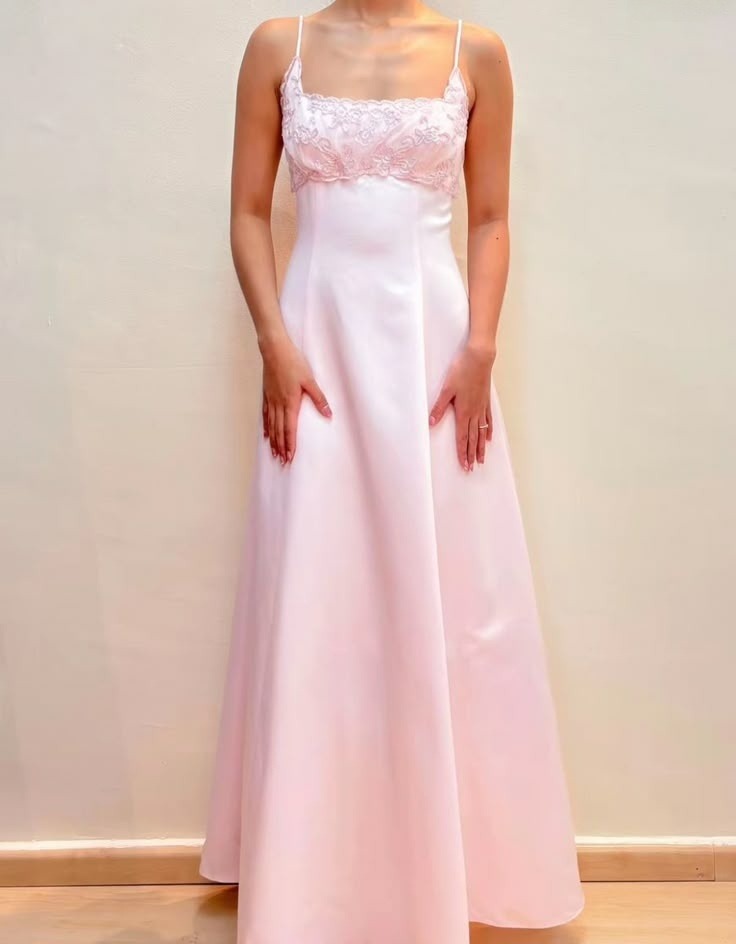 Robe de soirée longue rose à bretelles spaghetti et coupe trapèze (fg7559)