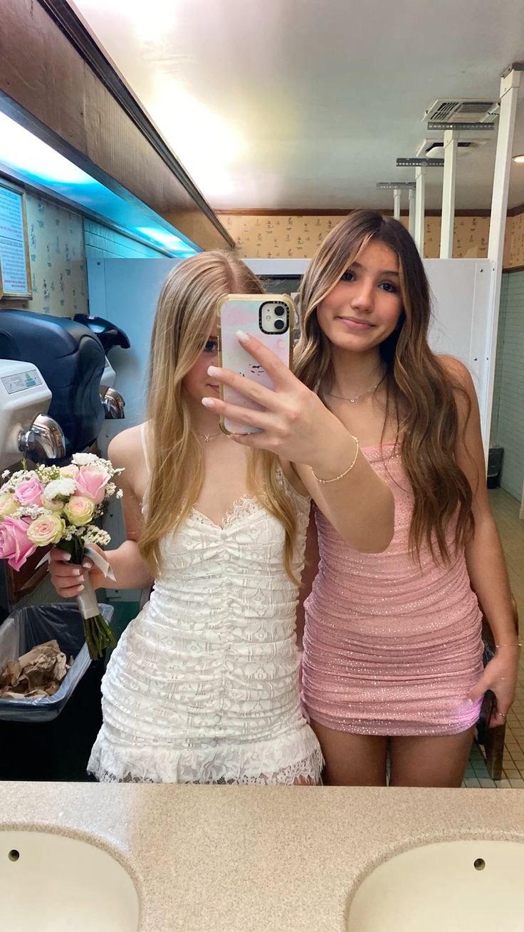 White Short Prom Dress Pink Homecoming Dress fg3874