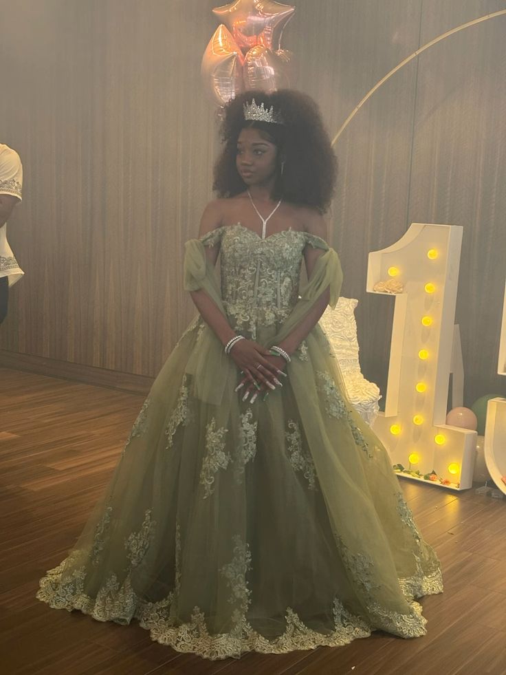 A Line Green Tulle Lace Princess Dresses Off the Shoulder Party Ball G formalgowns A Line Green Tulle Lace Princess Dresses Off the Shoulder Party Ball G formalgowns
