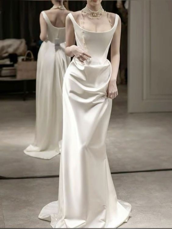 simple white mermaid dress Simple Mermaid Scoop Neck Backless Satin Wedding Dresses, Diamond White / 6