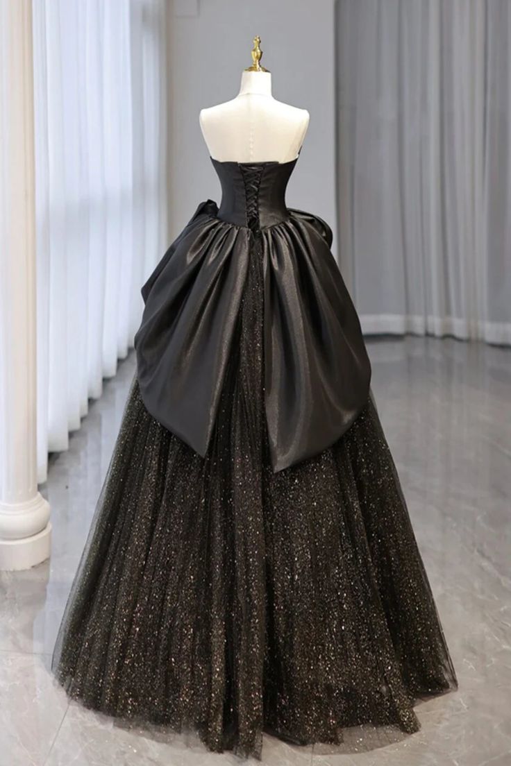 Glänzendes schwarzes trägerloses langes Ballkleid aus Tüll, schwarzes formelles Abendkleid aus Tüll fg6373