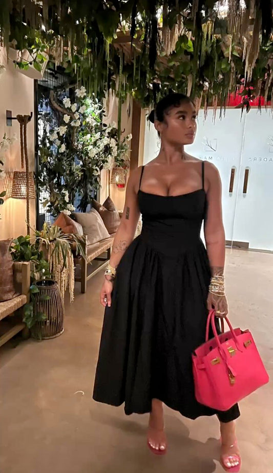 Robe de soirée noire coupe trapèze, robe de bal noire fg6560