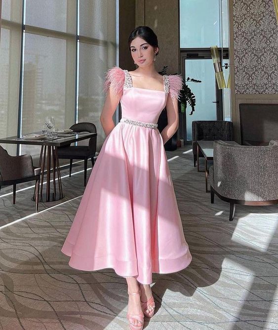 A Line Event Prom Night Dresses Satin Feather Sleeveless Evening Party formalgowns A Line Event Prom Night Dresses Satin Feather Sleeveless Evening Party formalgowns