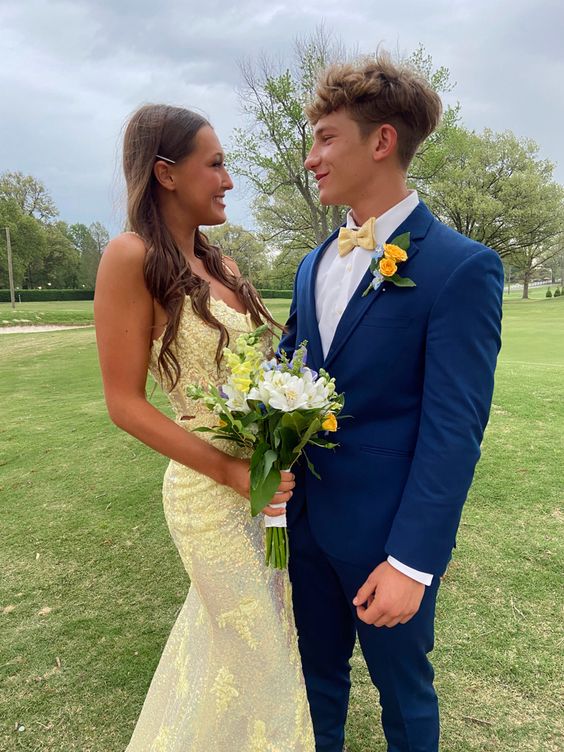 Mermaid V-neck Sequined Sweep Train Prom Dresses With Split fg4215 formalgowns Mermaid V-neck Sequined Sweep Train Prom Dresses With Split fg4215 formalgowns