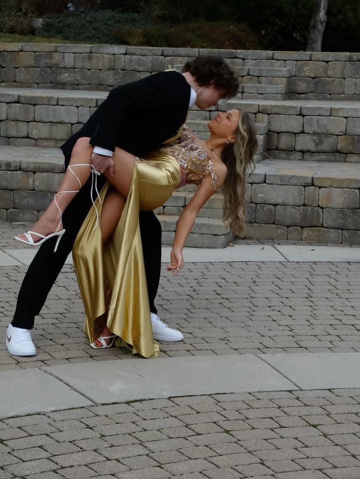 Mermaid Off The Shoulder Gold Slit Sequins Prom Dresses 18th Birthday – formalgowns