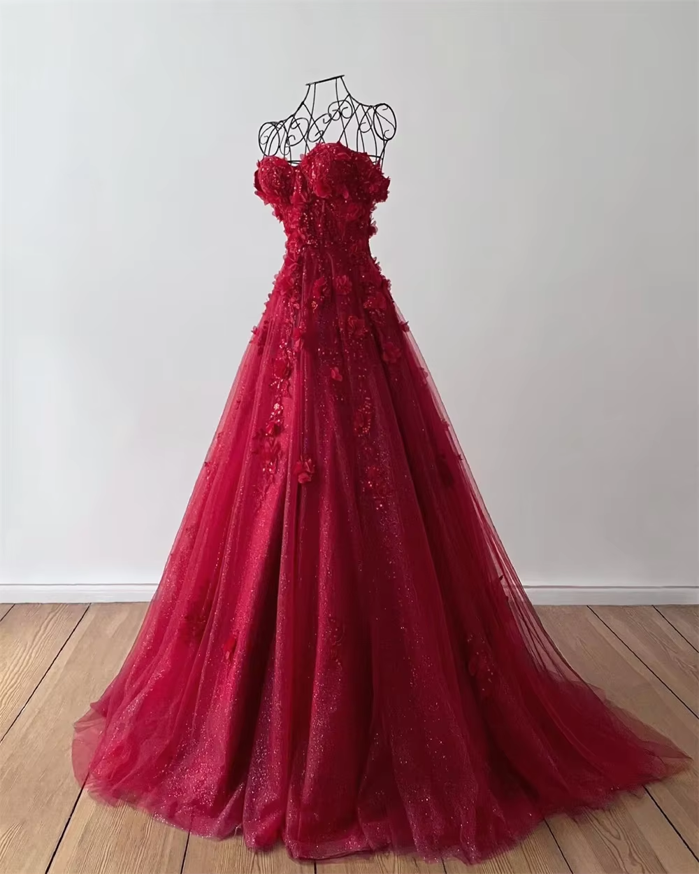Robe de bal lilas en dentelle et tulle avec décolleté en cœur et fleurs 3D (fg3153)
