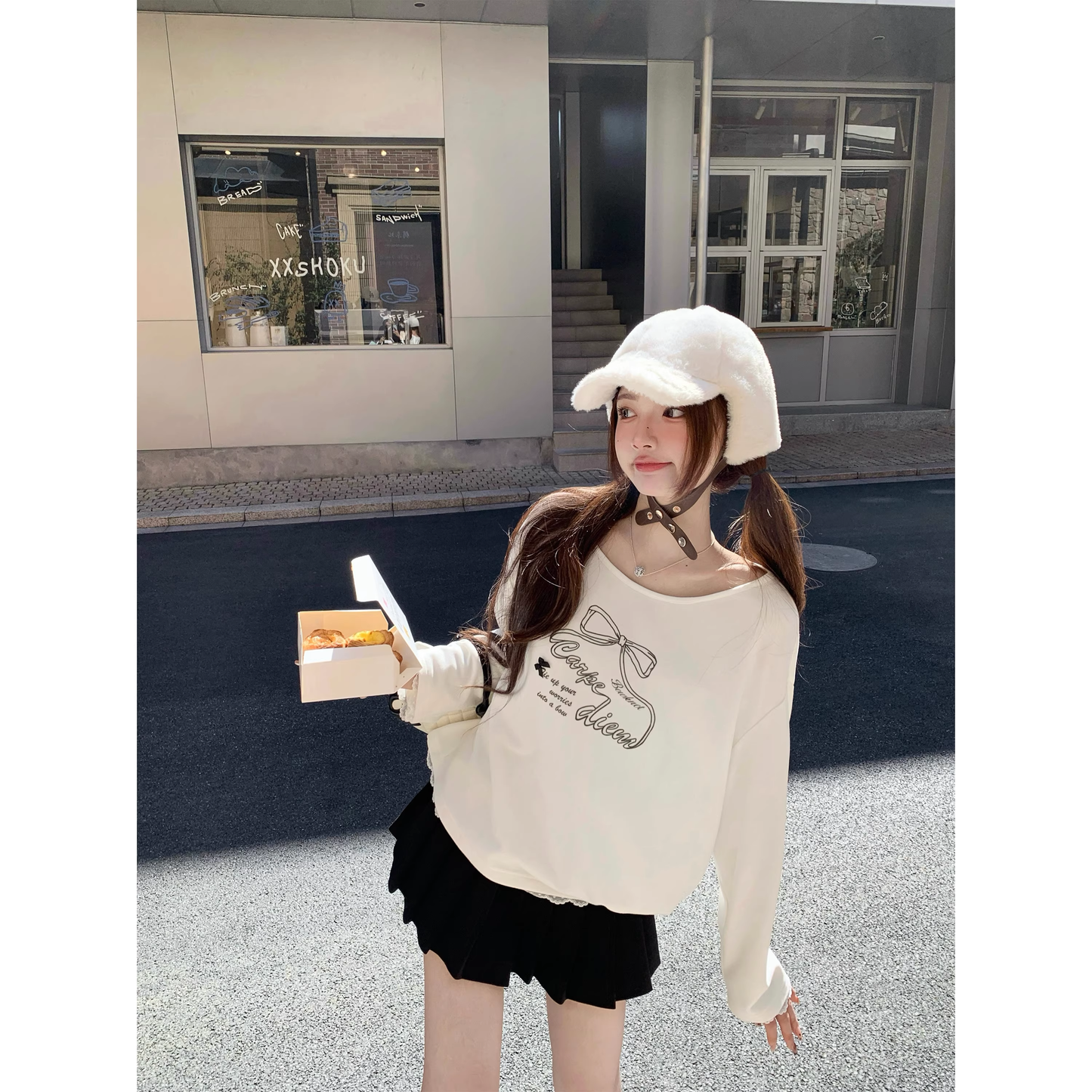 Lace Print Inner Layer Long-Sleeved Top A120