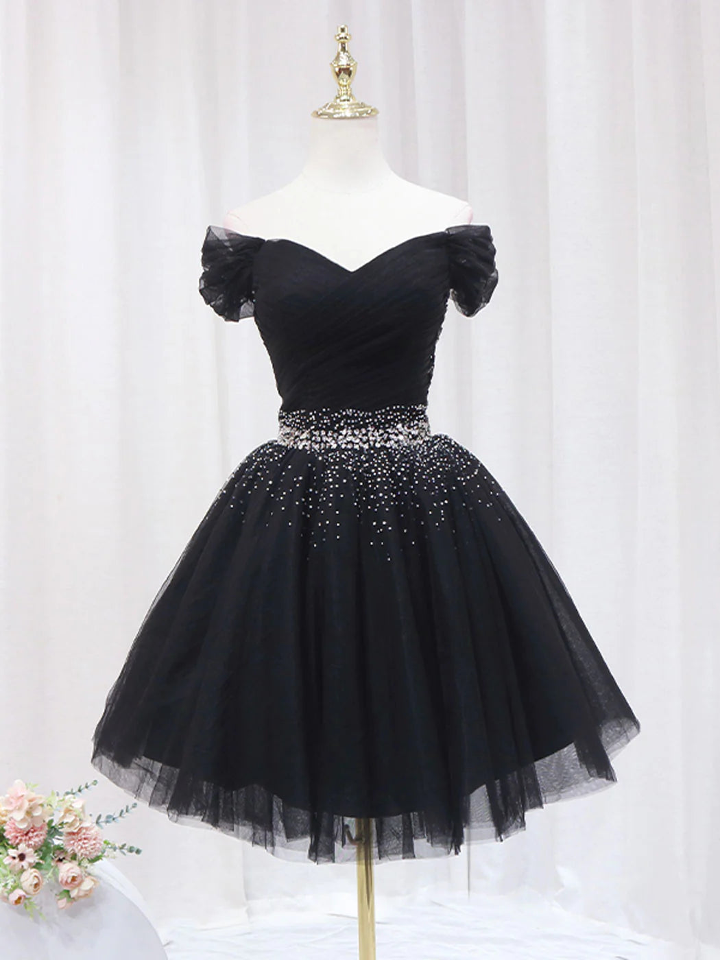 Black Off Shoulder Tulle Sequin Short Prom Dress, Black Homecoming Dre formalgowns Black Off Shoulder Tulle Sequin Short Prom Dress, Black Homecoming Dre formalgowns