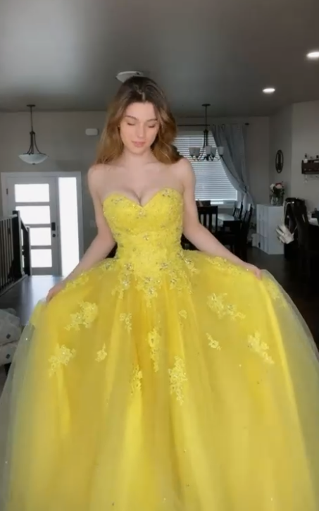 Robe de bal jaune trapèze avec appliques en dentelle, robe de soirée formelle fg4553