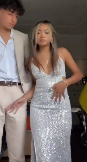 Robe de bal sexy à bretelles spaghetti et sans manches à paillettes blanches fg4888