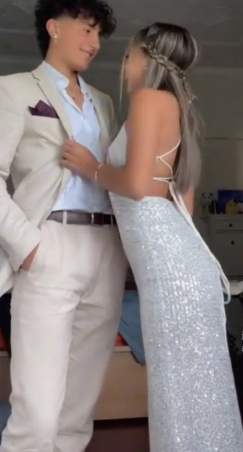 Robe de bal sexy à bretelles spaghetti et sans manches à paillettes blanches fg4888