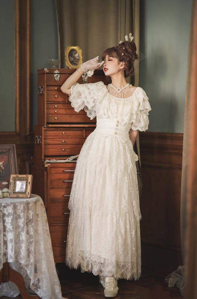 Robe de mariée trapèze à épaules dénudées et dentelle, robe princesse fg7295