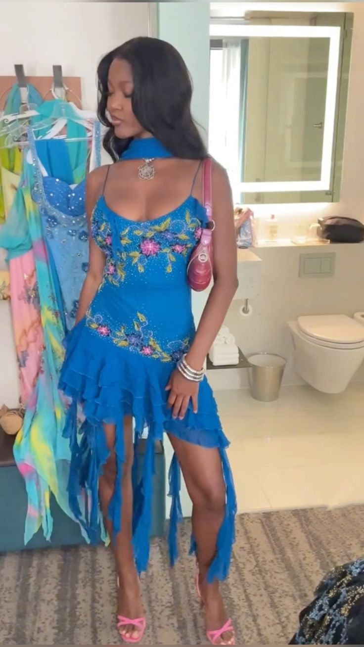 Robe de bal courte bleue à bretelles spaghetti, robe de soirée sexy bleue fg7276