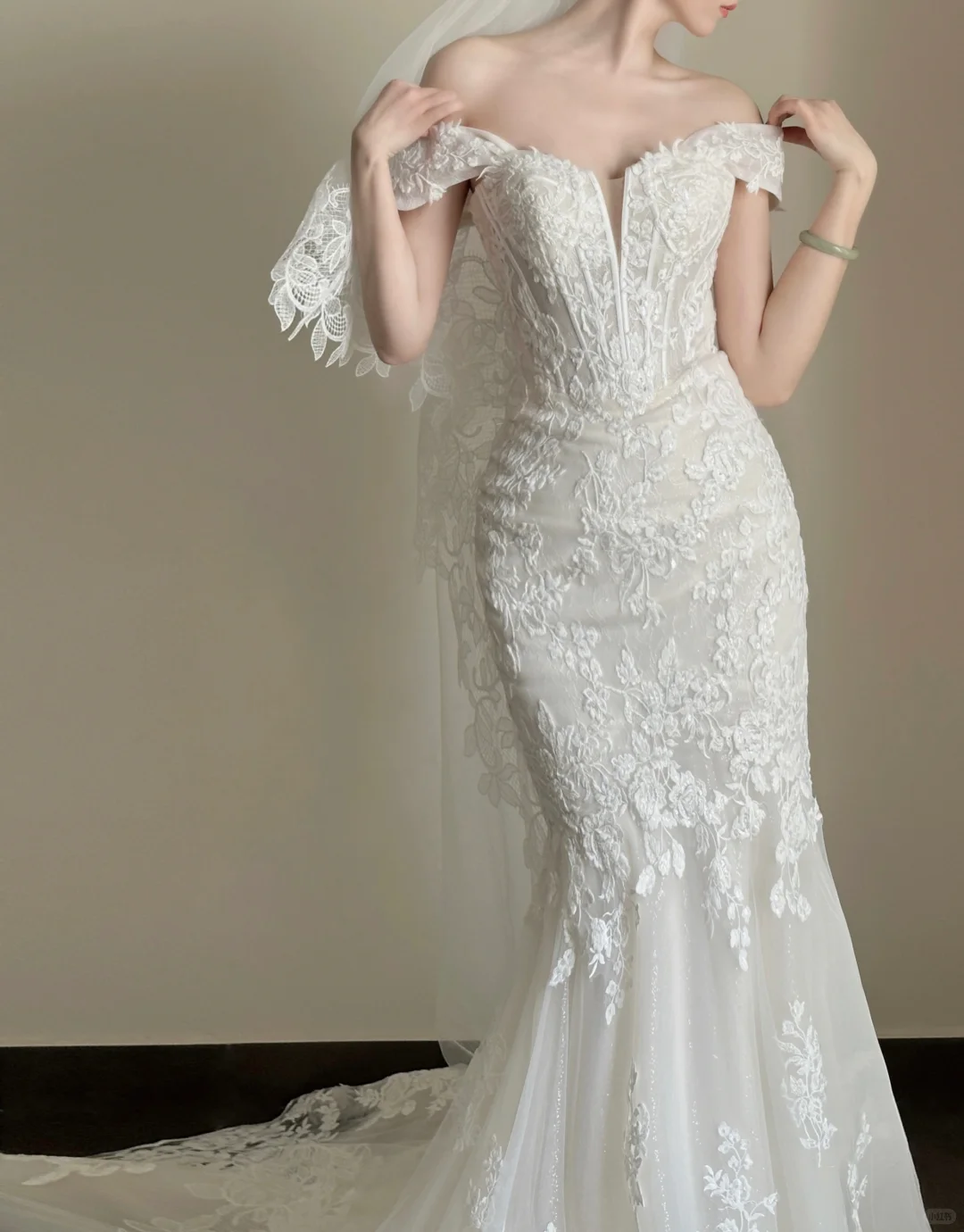 Robe de mariée élégante et luxueuse en dentelle pour femme, tenue de princesse sexy fendue sur le côté, fg7317