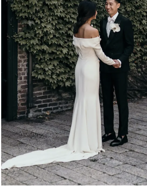 Elegant Off White Unique Wedding Dress Long Bridal Gown fg7557