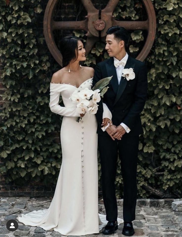 Elegant Off White Unique Wedding Dress Long Bridal Gown fg7557