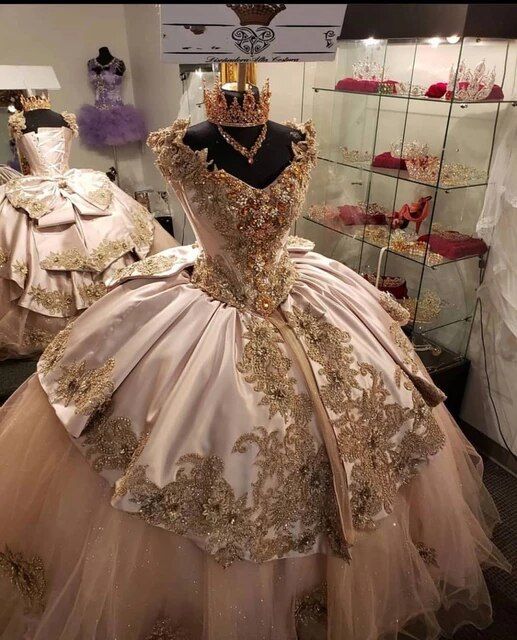 Luxury Quinceanera Dresses Applique Beaded Corset Ball Gown Prom Sweet formalgowns Luxury Quinceanera Dresses Applique Beaded Corset Ball Gown Prom Sweet formalgowns