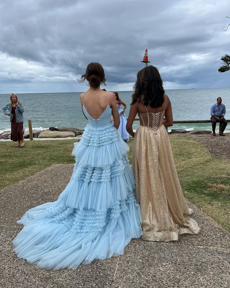 V Neck Layers Tulle Long Ball Gown,A Line Spaghetti Strap Evening Dresses fg3211