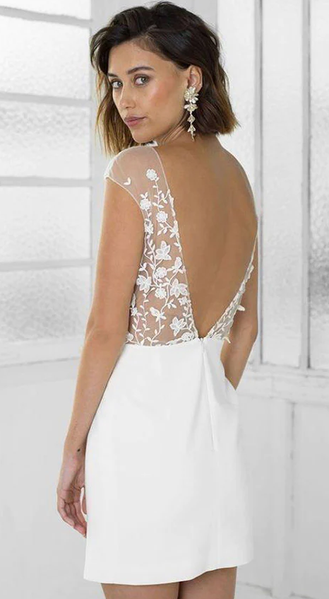 Robe fourreau courte blanche de soirée fg1699