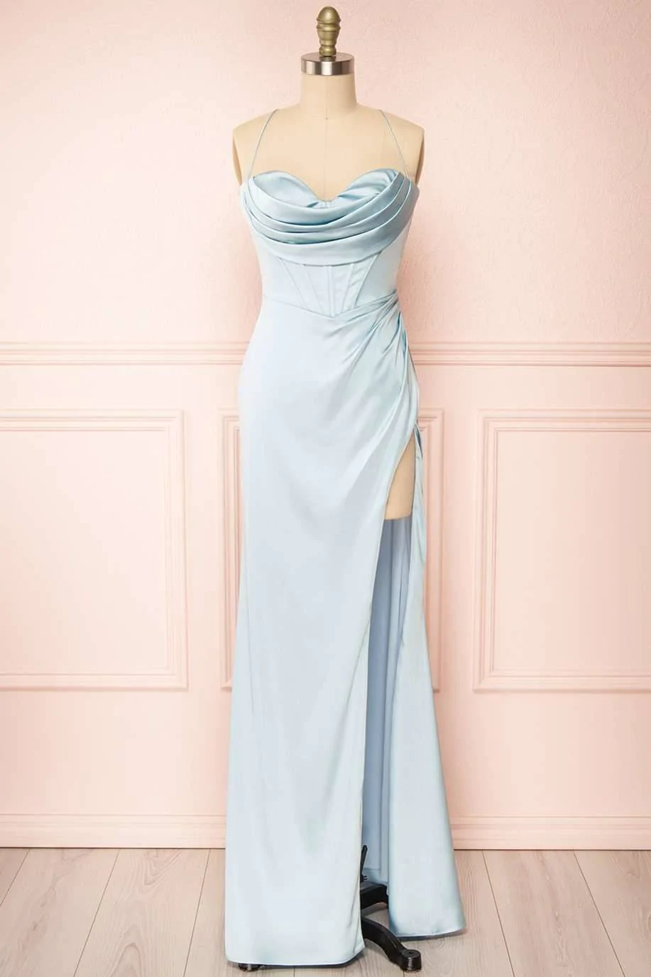 Langes Partykleid mit Schnürung, Wasserfallausschnitt und Rüschen fg3234