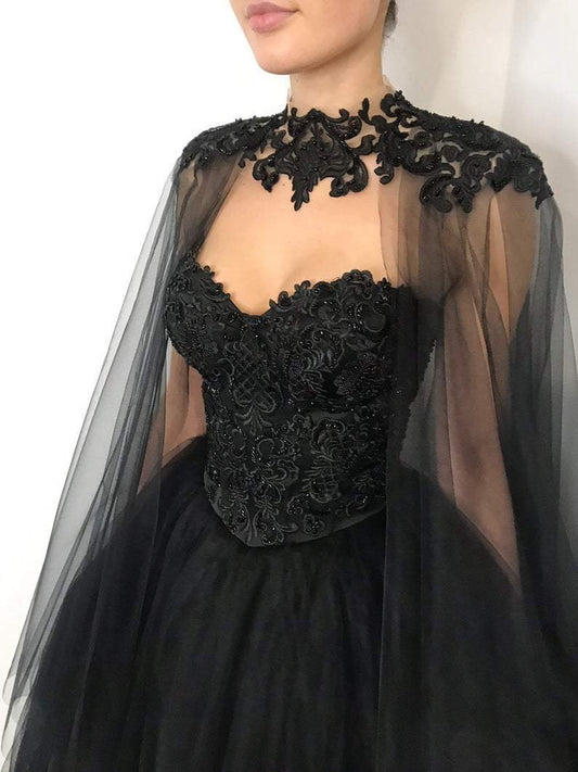 Schwarzes Gothic-Korsett-Spitzen-Brautkleid mit Cape, schweres Perlen-Fantasiekleid, schwarzes Tüll-Brautkleid, alternatives Brautkleid fg372