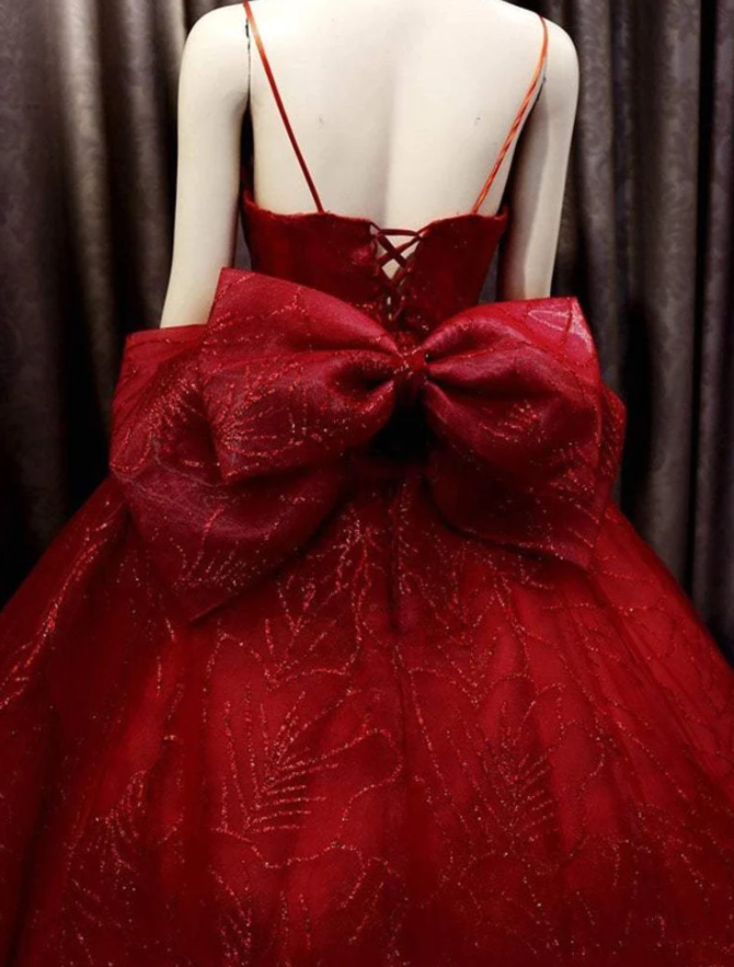 Tiefrotes Ballkleid-Brautkleid mit glitzernden Perlen und dünnen Trägern, V-Ausschnitt und Schleife hinten fg777
