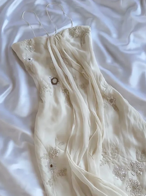 Robe de soirée longue vintage à bretelles ivoire, charmante, fg6716