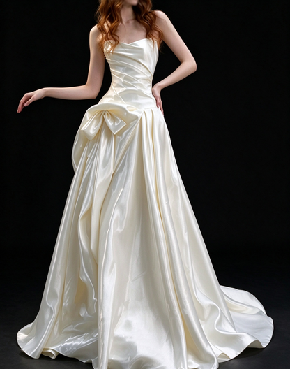 White Strapless Draped Satin A Line Wedding Dress With Big Bow fg9148