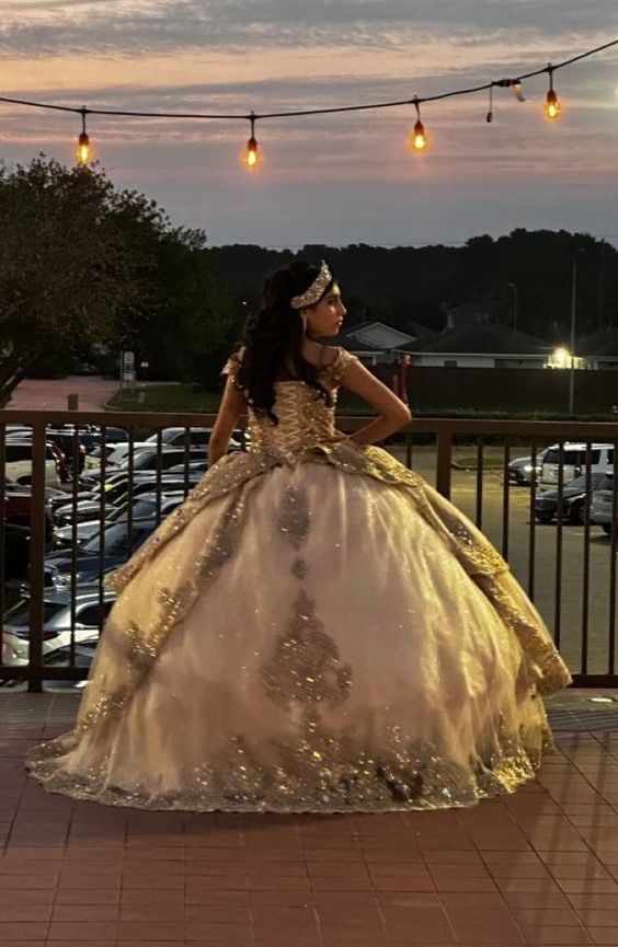 Sparkly Champagne Ball Gown Quinceanera Dress Sweetheart Birthday Part formalgowns Sparkly Champagne Ball Gown Quinceanera Dress Sweetheart Birthday Part formalgowns