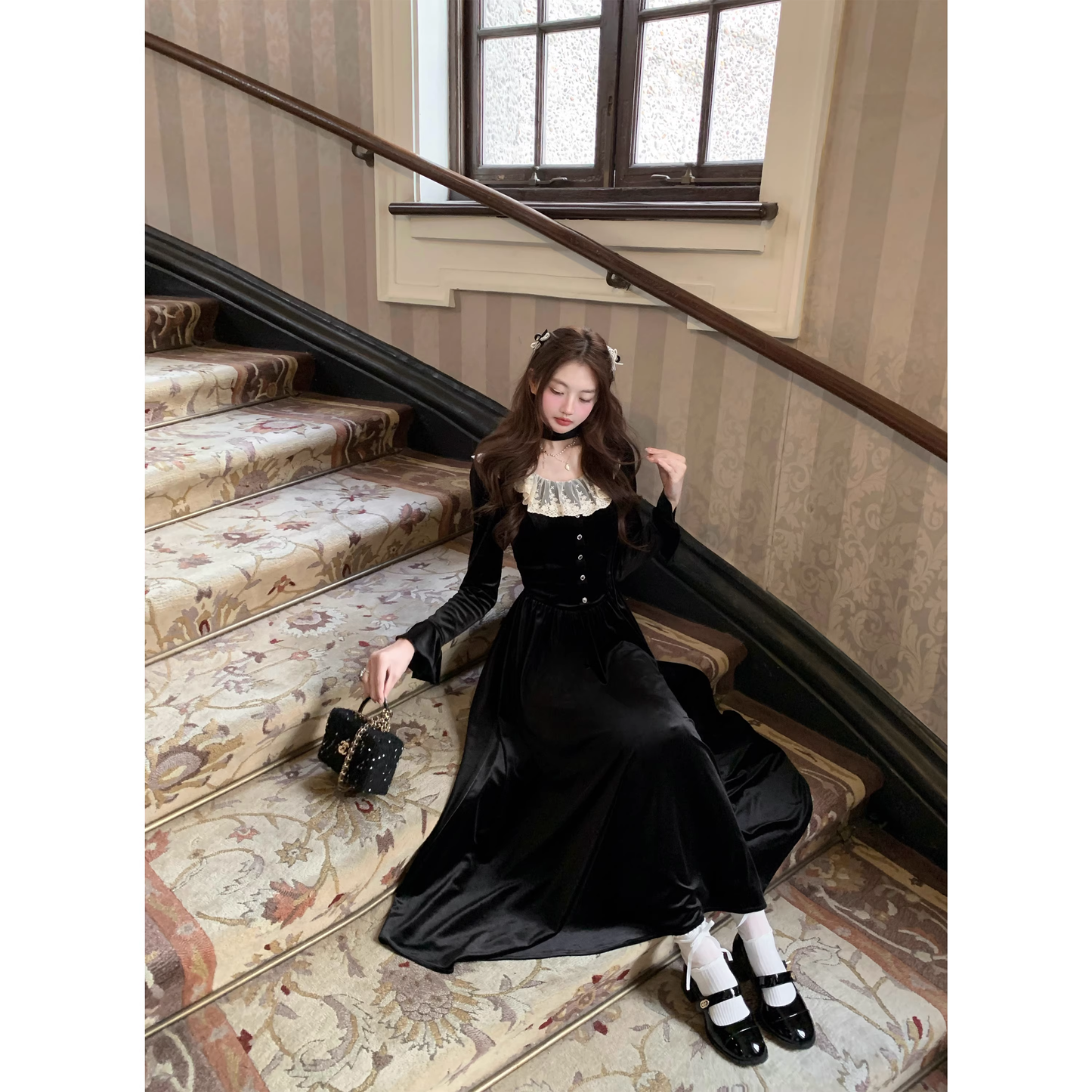 Lace-trimmed long dress   A67