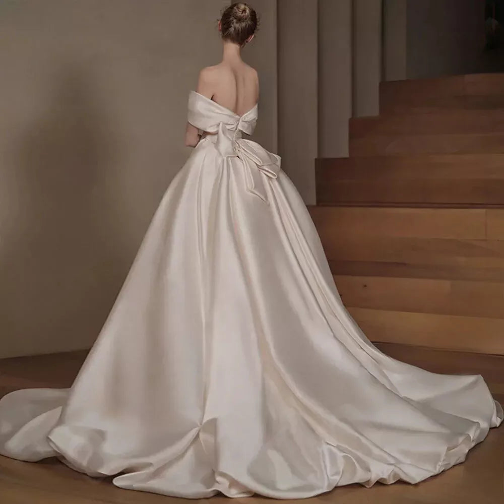 Luxury Satin A-Line Wedding Dress Boat Neck Sleeveless Off Shoulder Bridal Gown   fg7609