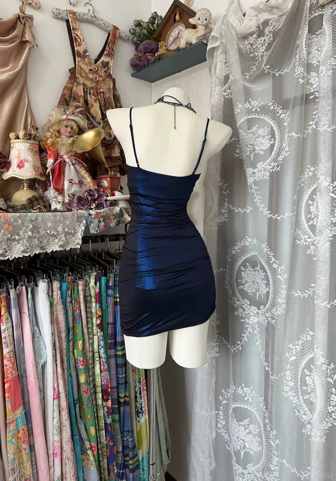 Robe de soirée courte noire irrégulière, tenue d'anniversaire, robe de cocktail, fg8064