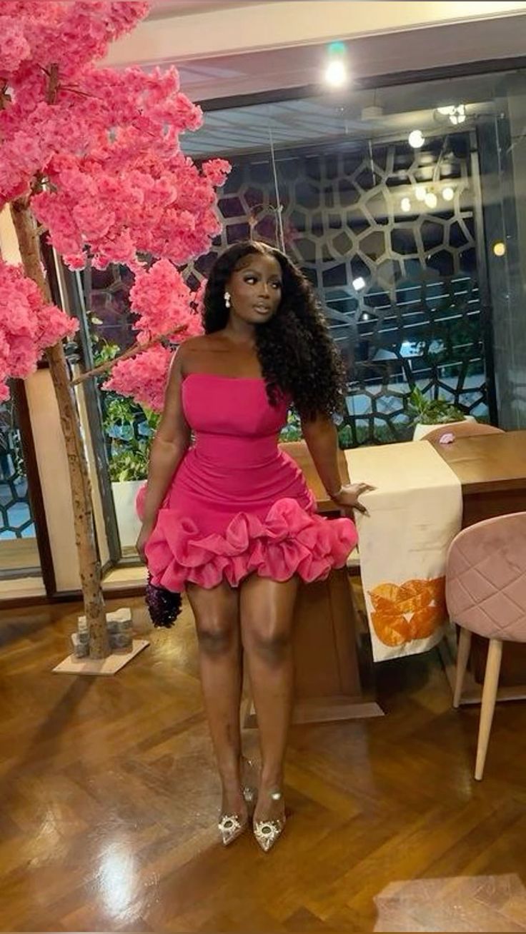 strapless cocktail dresses for girls short prom dresses,ruffle bottom formalgowns strapless cocktail dresses for girls short prom dresses,ruffle bottom formalgowns