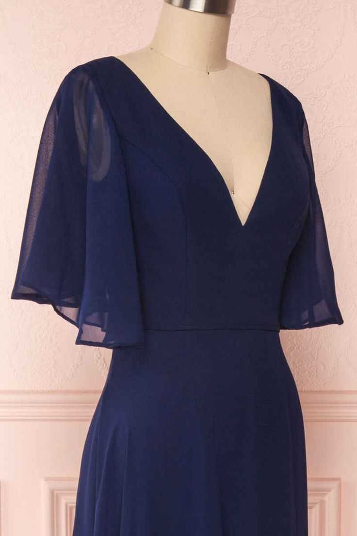 Robe de demoiselle d'honneur longue bleu marine en mousseline de soie, col en V, manches à volants, fg6390