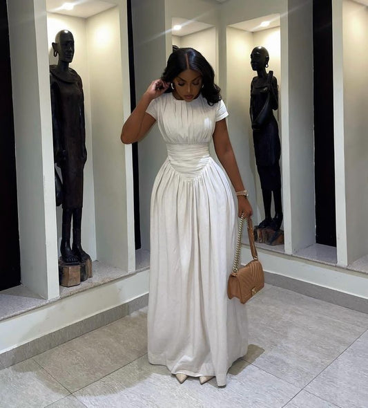 Robe de soirée longue blanche à manches courtes et col en V fg7578