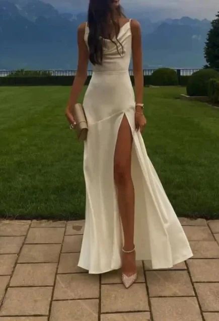 Spaghetti Straps Sleeveless White Prom Dress          fg4971
