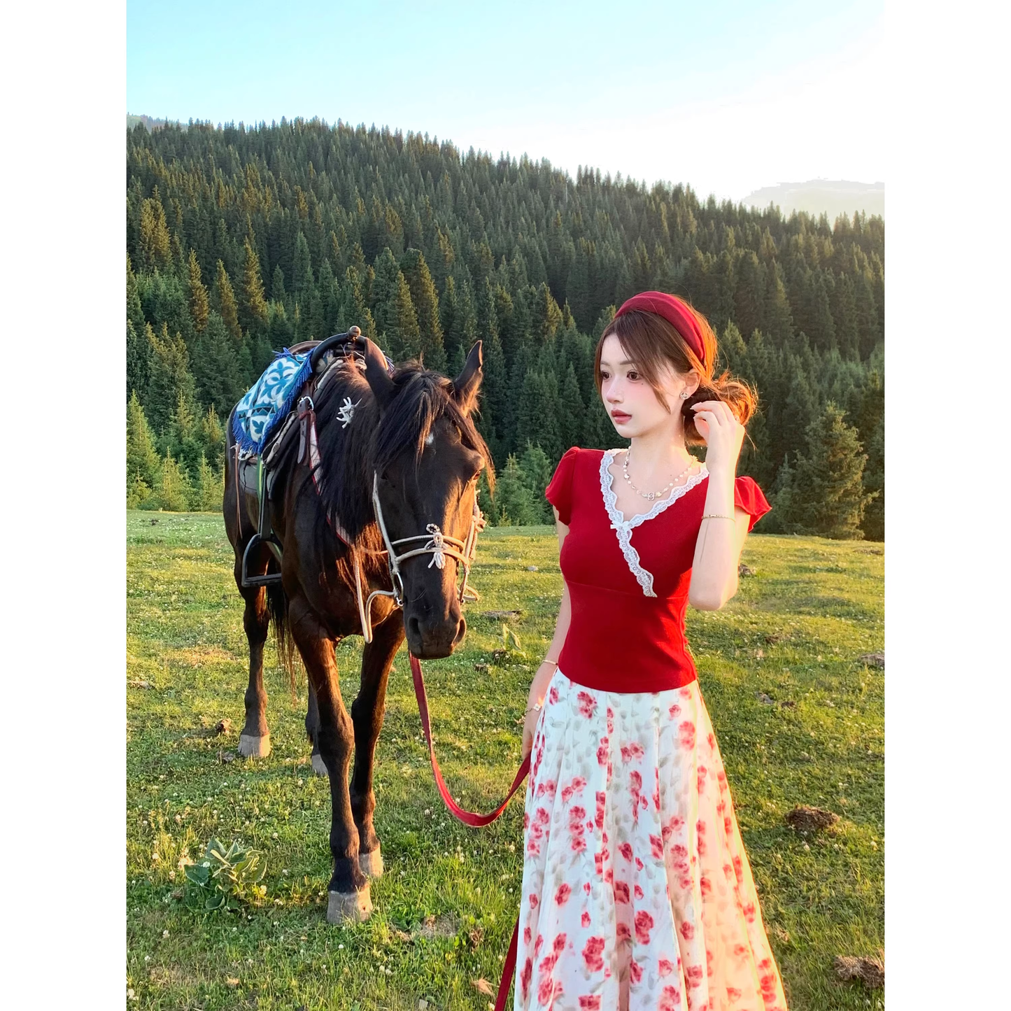 Red Tencel Modal V-neck Short-sleeved T-shirt A153