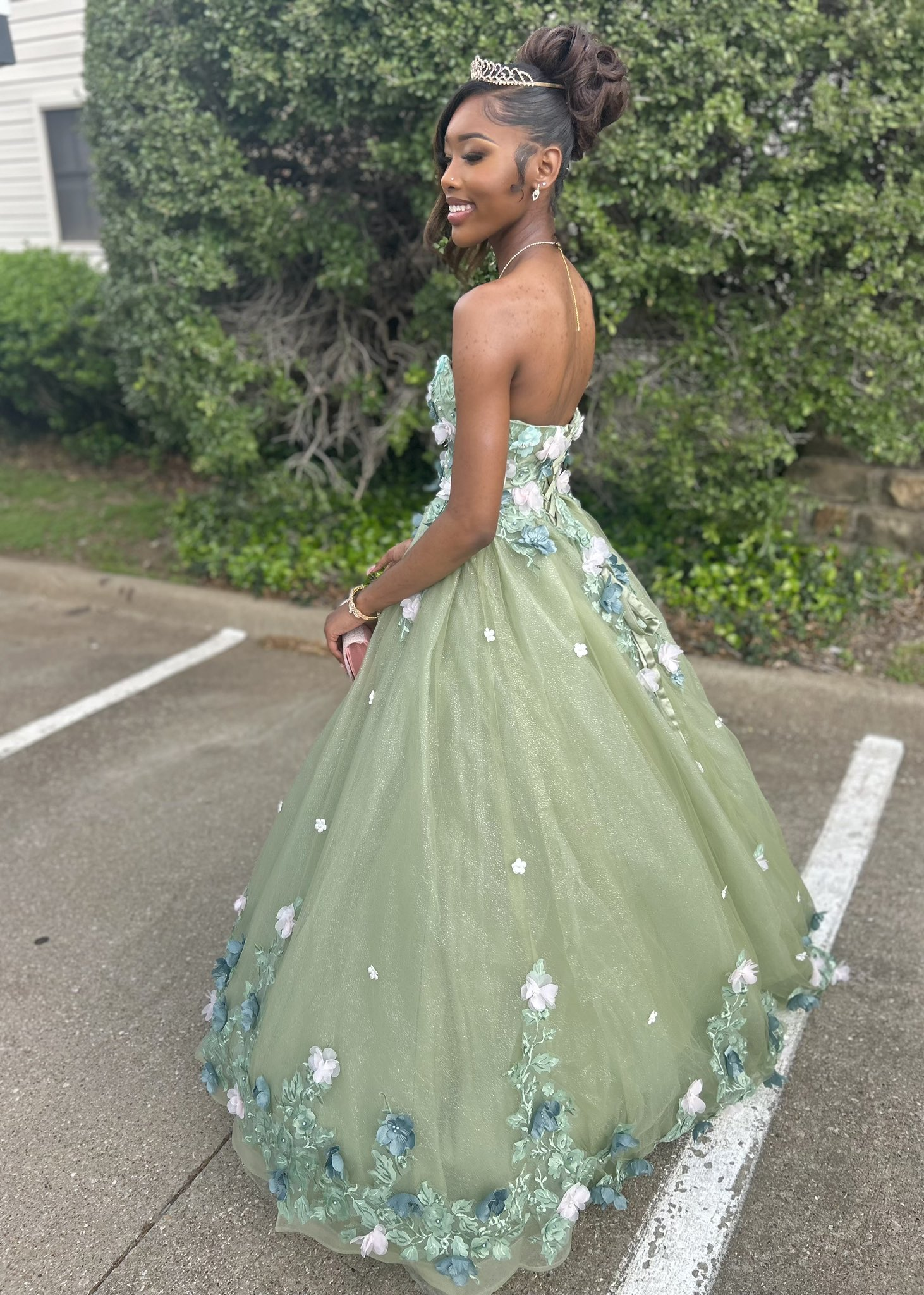 Strapless Green Quinceanera Dresses 3D Flower Applique Sweet 16 Dress formalgowns Strapless Green Quinceanera Dresses 3D Flower Applique Sweet 16 Dress formalgowns